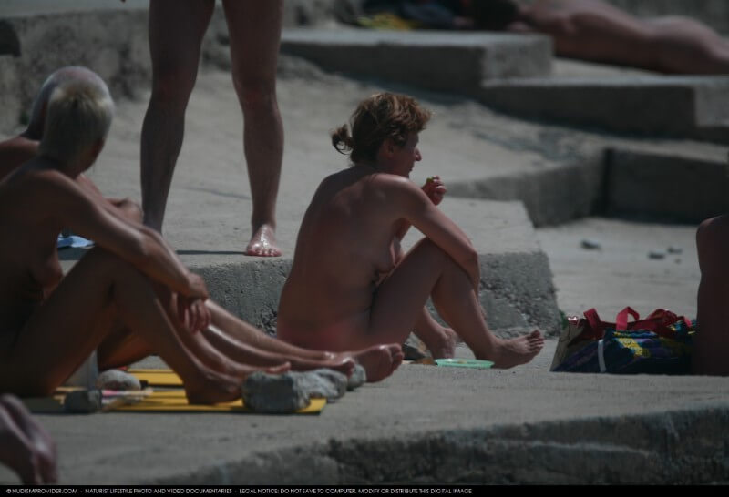 Nudist Rocky Family Angle gallery - Nudism and naturism help us break free from imposed stereotypes