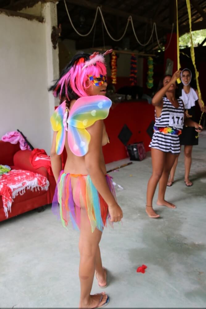 Tropical carnival photo gallery - Nudity is perceived as a natural aspect of life