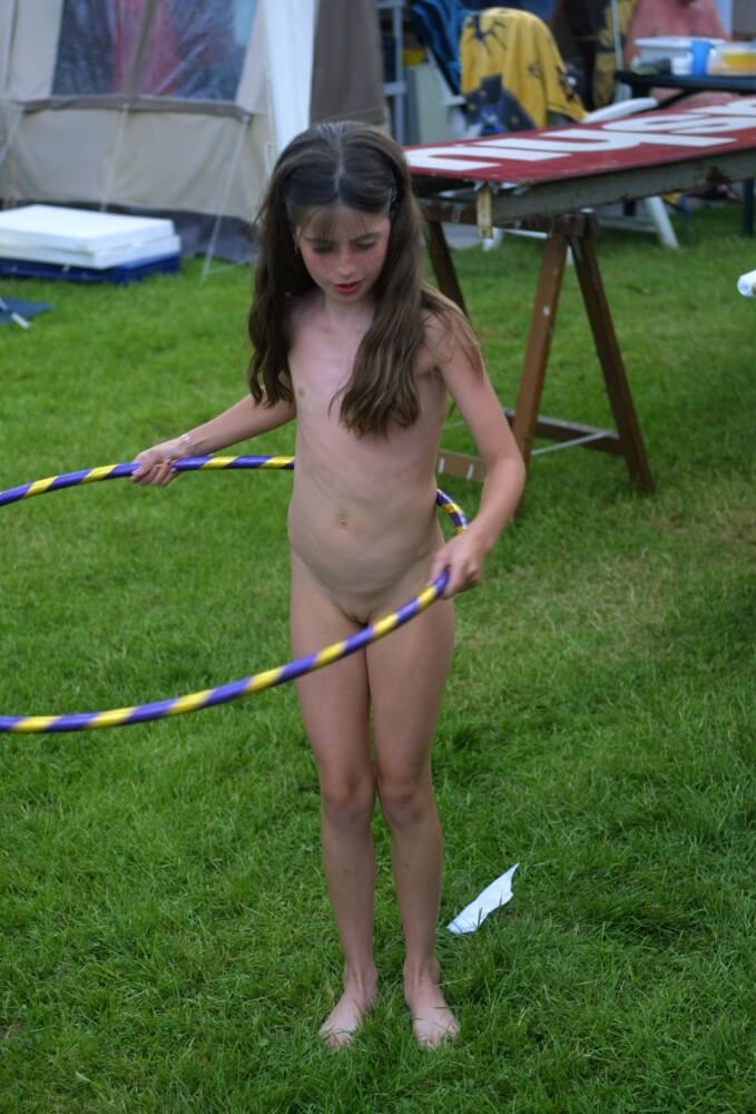 Holland Grass Hula Hoops pics - Nudism fosters trust and mutual understanding