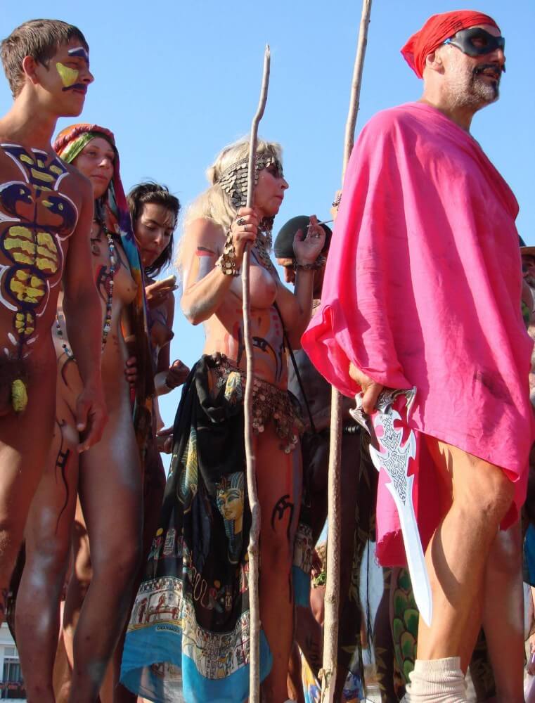 Neptune Day Mountain Top pics - Family naturism in European countries
