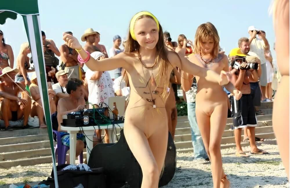 Nudist beauty contest photos - Nudism and naturism as a philosophy of life are deeply rooted in respect