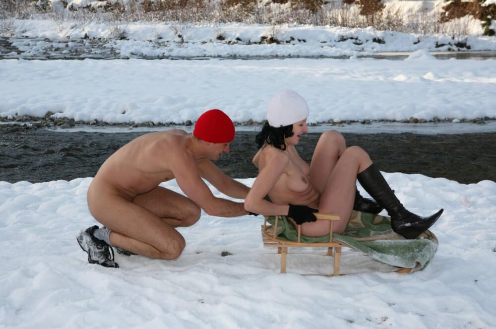 Naturist Girl Snow Day Couples Sled pics - Nudism and naturism promote respect for natural beauty and diversity