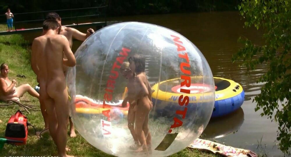 Daytime Family Picnic Full HD - Ethical Principles of the Nudist Community
