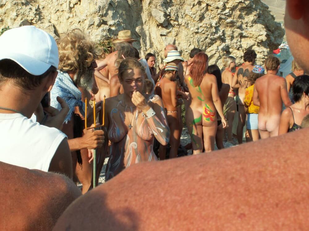Neptune Day Side Views photos - Nudism teaches us to appreciate the present and be honest