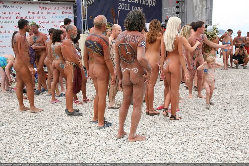 Premium Content 48 - A nudist values simplicity and naturalness in life