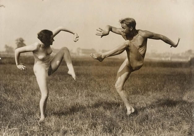 Jazz, dancing and naturism - Differences between nudists and naturists