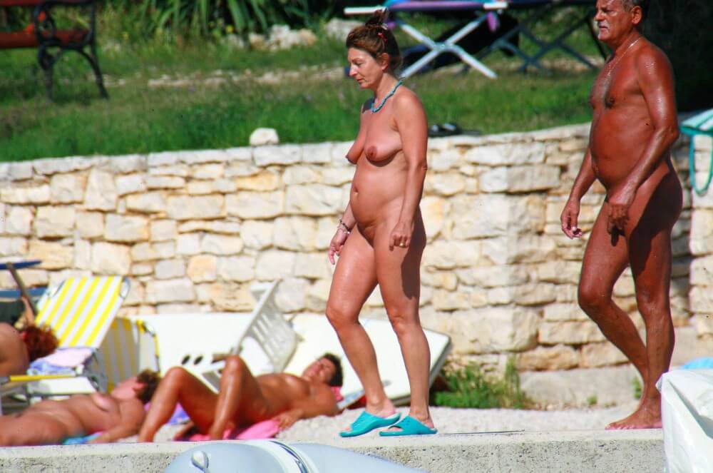 Ula FKK Wall-Side Passby photos - Peace and tranquility as goals of the naturist life