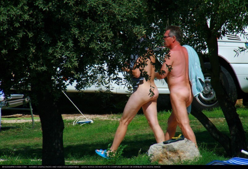 A Quick Swim In The Lake-Avilia Big gallery - The True Golden Age of Naturism