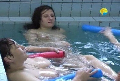 Naturist Freedom: Weekend Spa - In naturism, people are equal regardless of circumstances