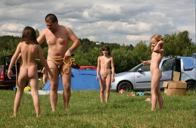Naturism photo gallery # 38 - Nudism promotes personal freedom