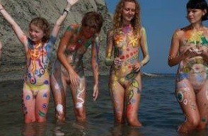 A Mediterranean Crag photos - Through naturism, people seek an opportunity to become closer to nature and to themselves