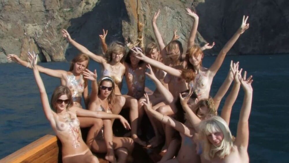 Nudist Girls Boat Cruise Full HD - Nudity helps one better understand oneself and the surrounding world