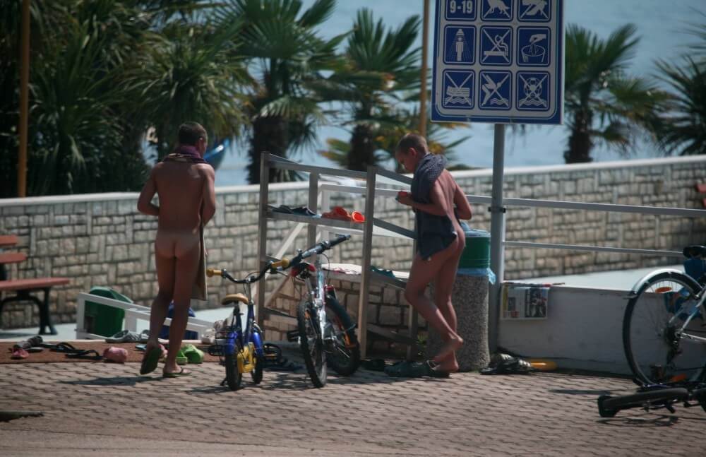 Nudism in a German water park photo - A slight inclination toward nudism